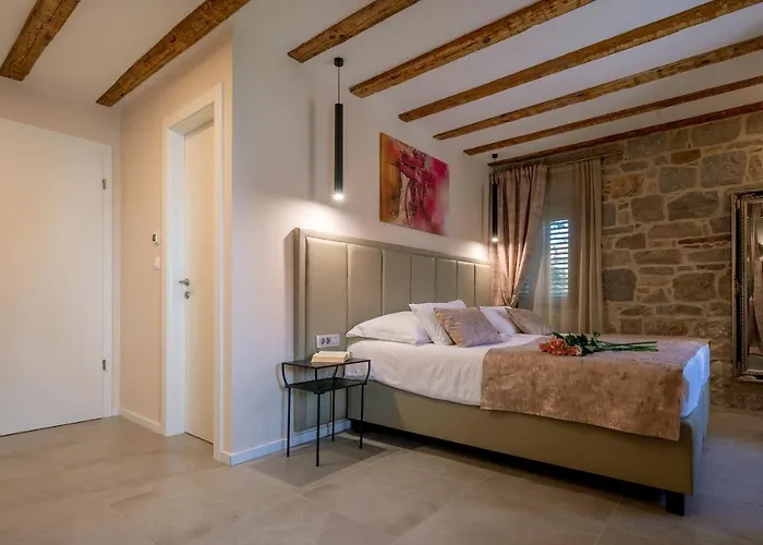 Old Spalatrum Luxury