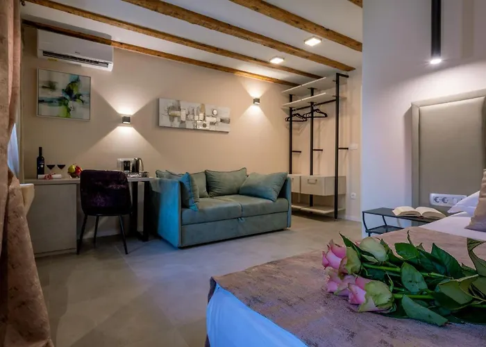 Old Spalatrum Luxury