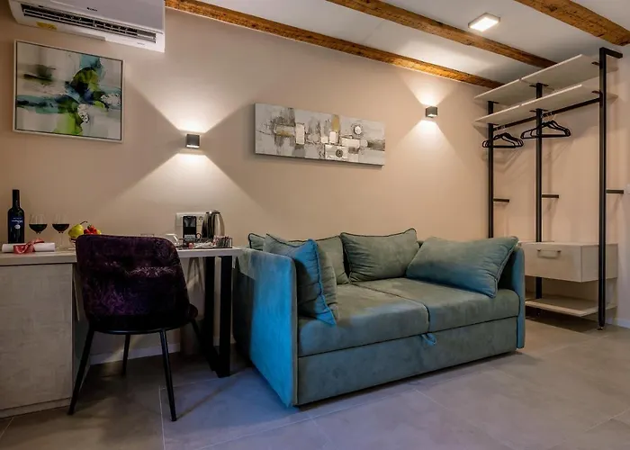 Old Spalatrum Luxury 스플리트