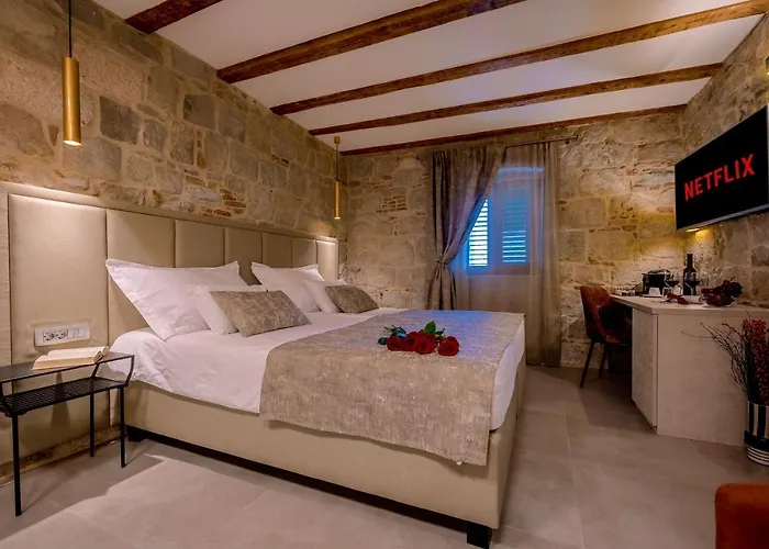 Old Spalatrum Luxury 스플리트