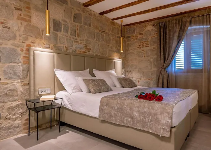 게스트하우스 Old Spalatrum Luxury 4*