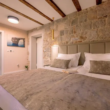 Old Spalatrum Luxury Maison d'hôtes Split