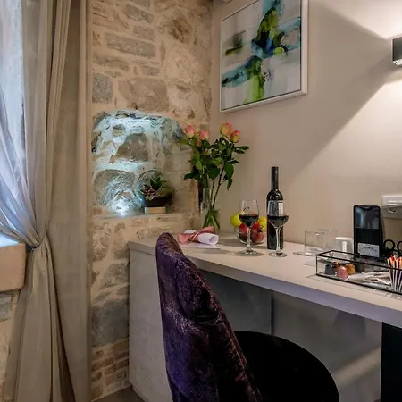 Old Spalatrum Luxury 4* Split