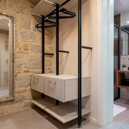 Old Spalatrum Luxury Split